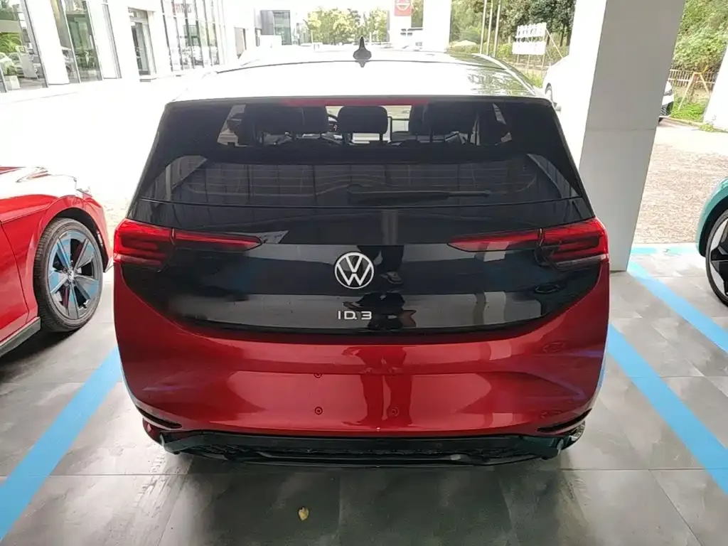 Volkswagen ID.3 — фото 7