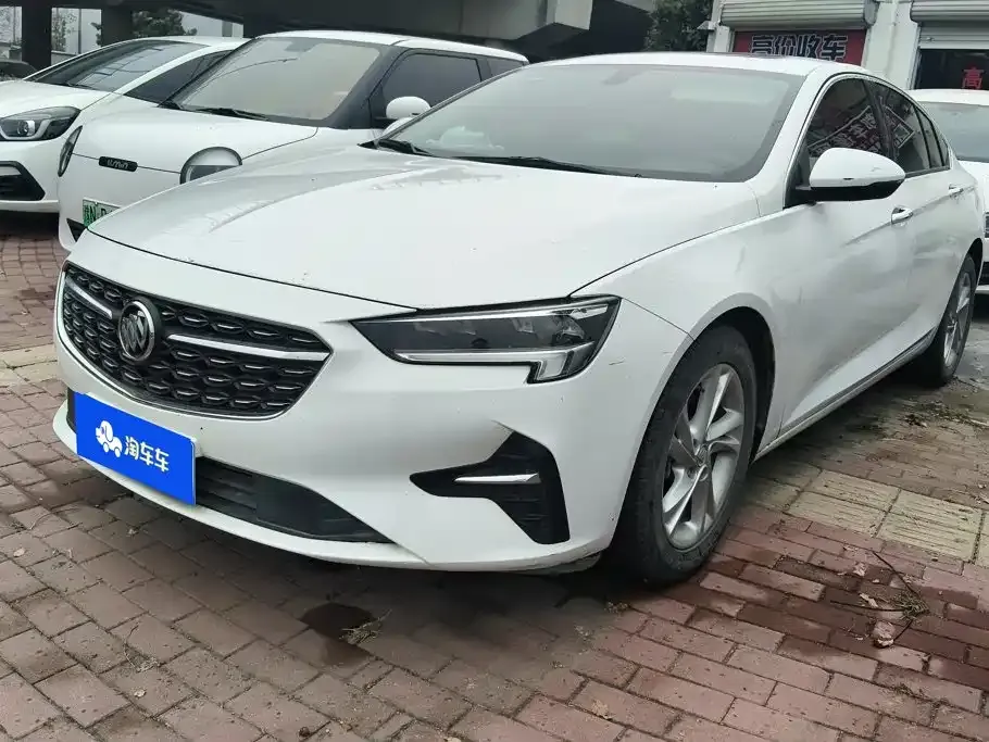 Buick Regal — фото 1