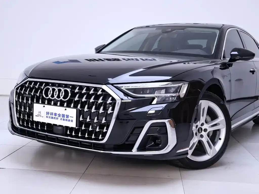 Audi A8 — фото 6