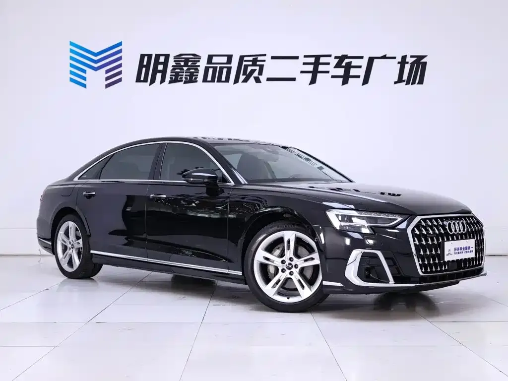 Audi A8 — фото 3