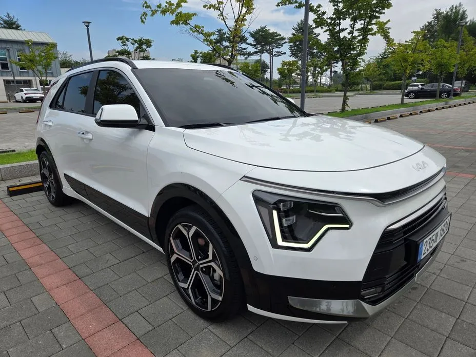 Kia Niro — фото 1