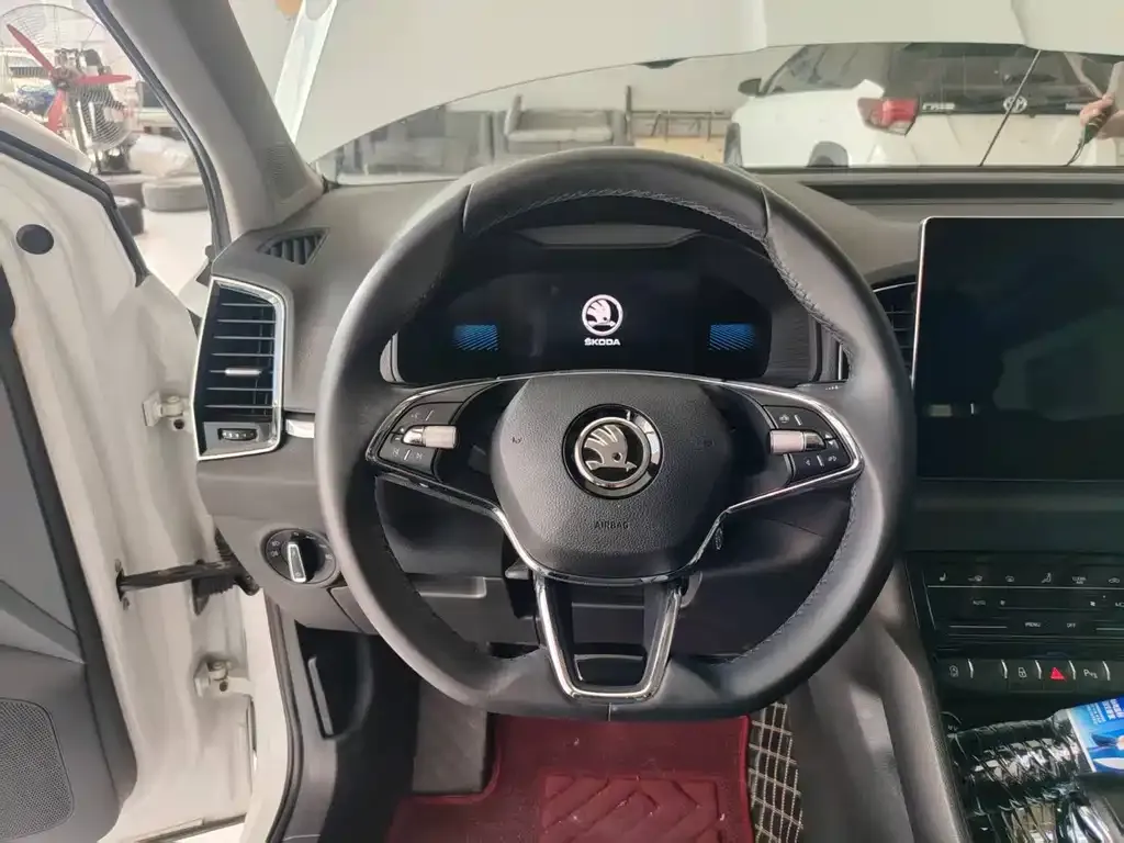 Skoda Karoq — фото 3