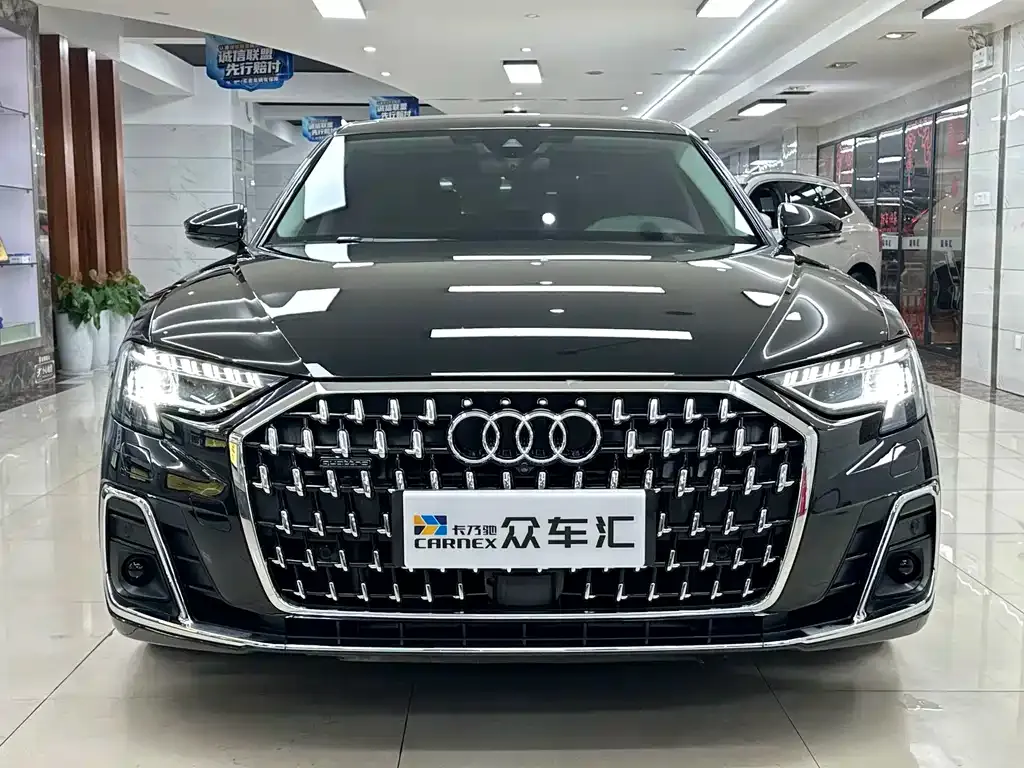 Audi A8 — фото 10