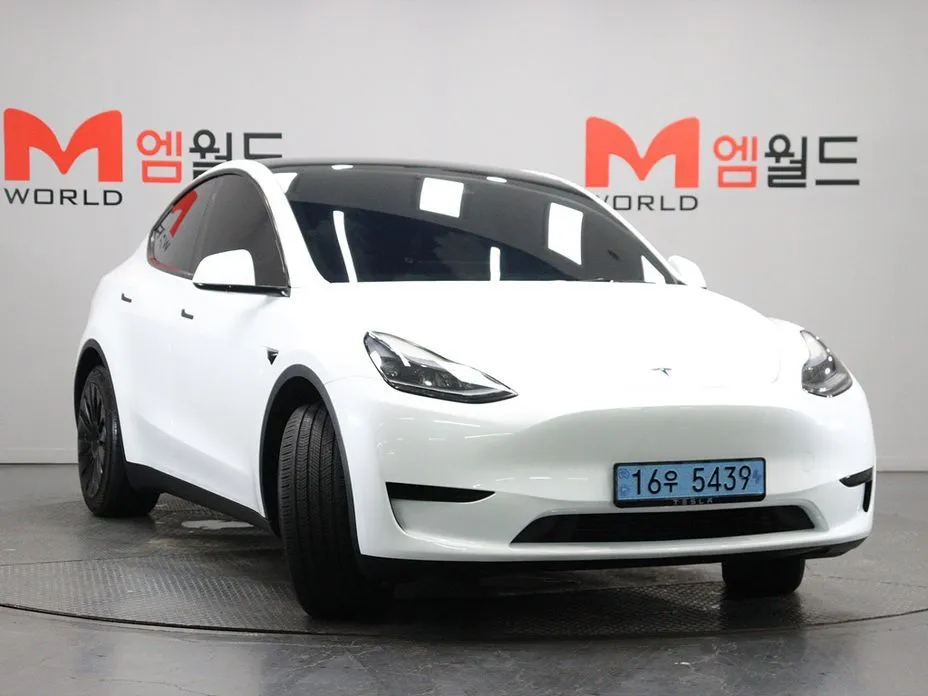 Tesla Model Y — фото 4