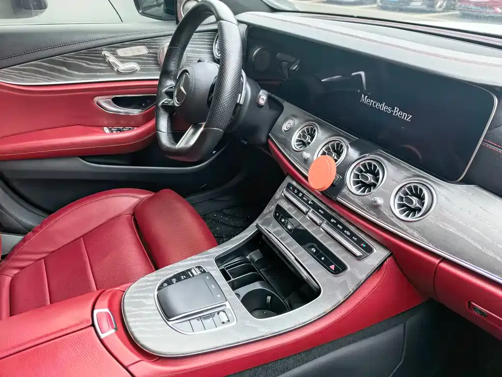 Mercedes-Benz E-Class — фото 10