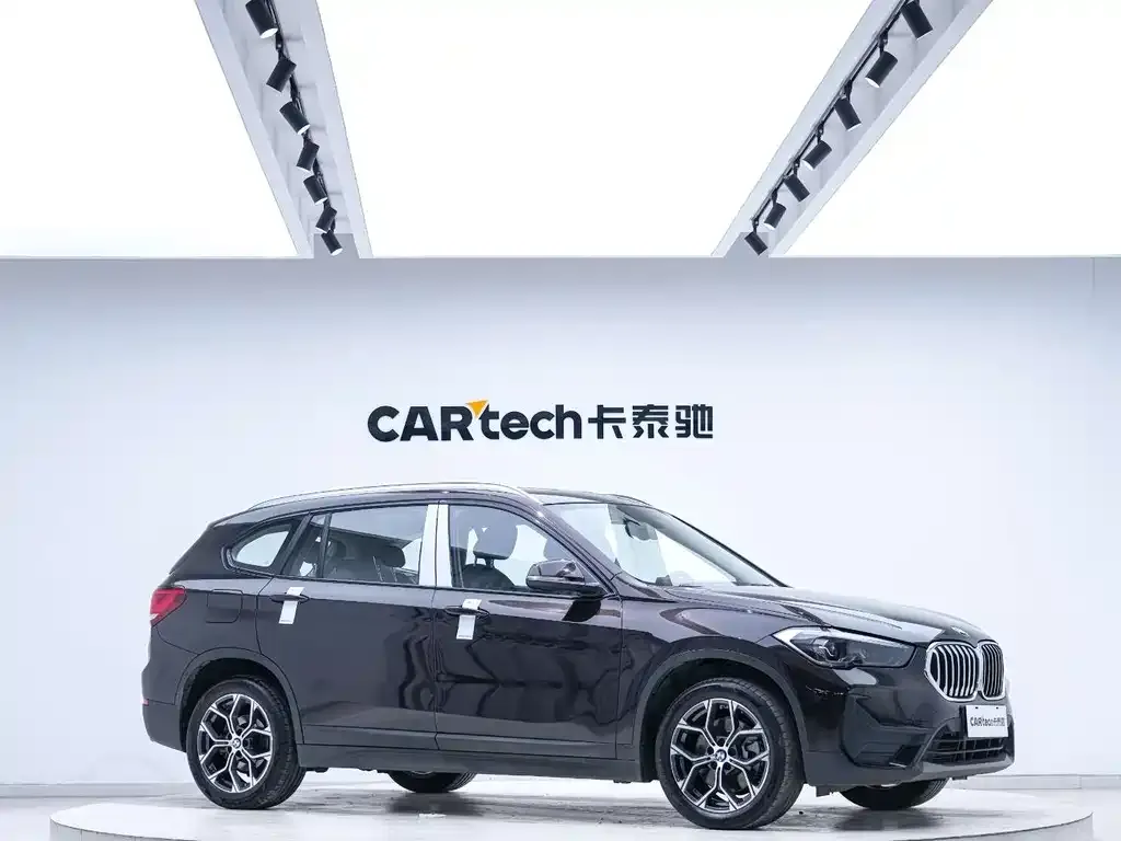 BMW X1 — фото 2