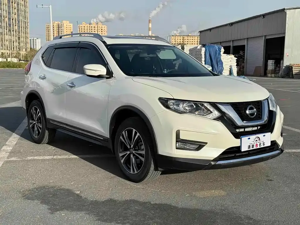 Nissan X-Trail — фото 9