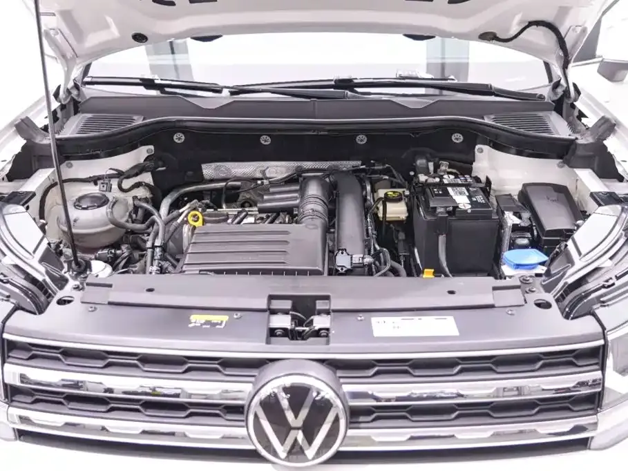 Volkswagen Tharu — фото 9