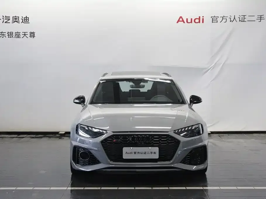 Audi RS 4 — фото 4