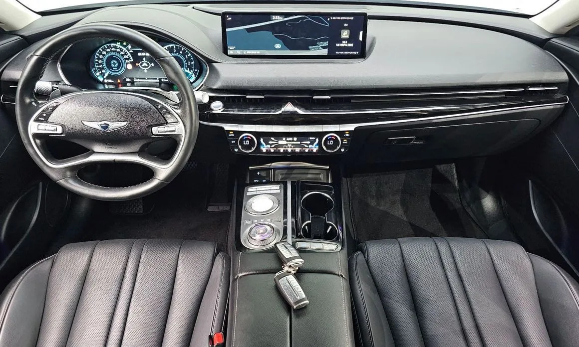 Genesis G80 — фото 10