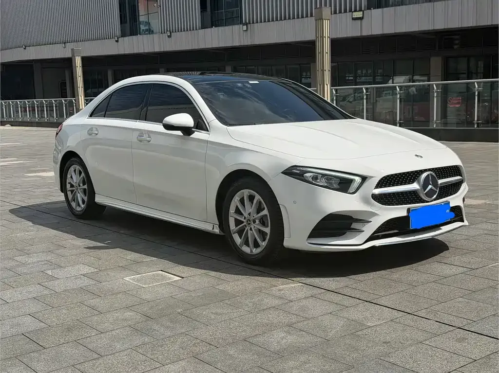 Mercedes-Benz A-Class — фото 7