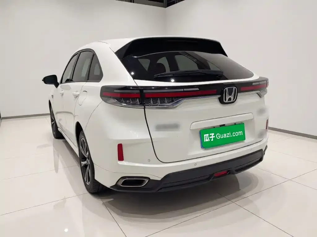 Honda UR-V — фото 10