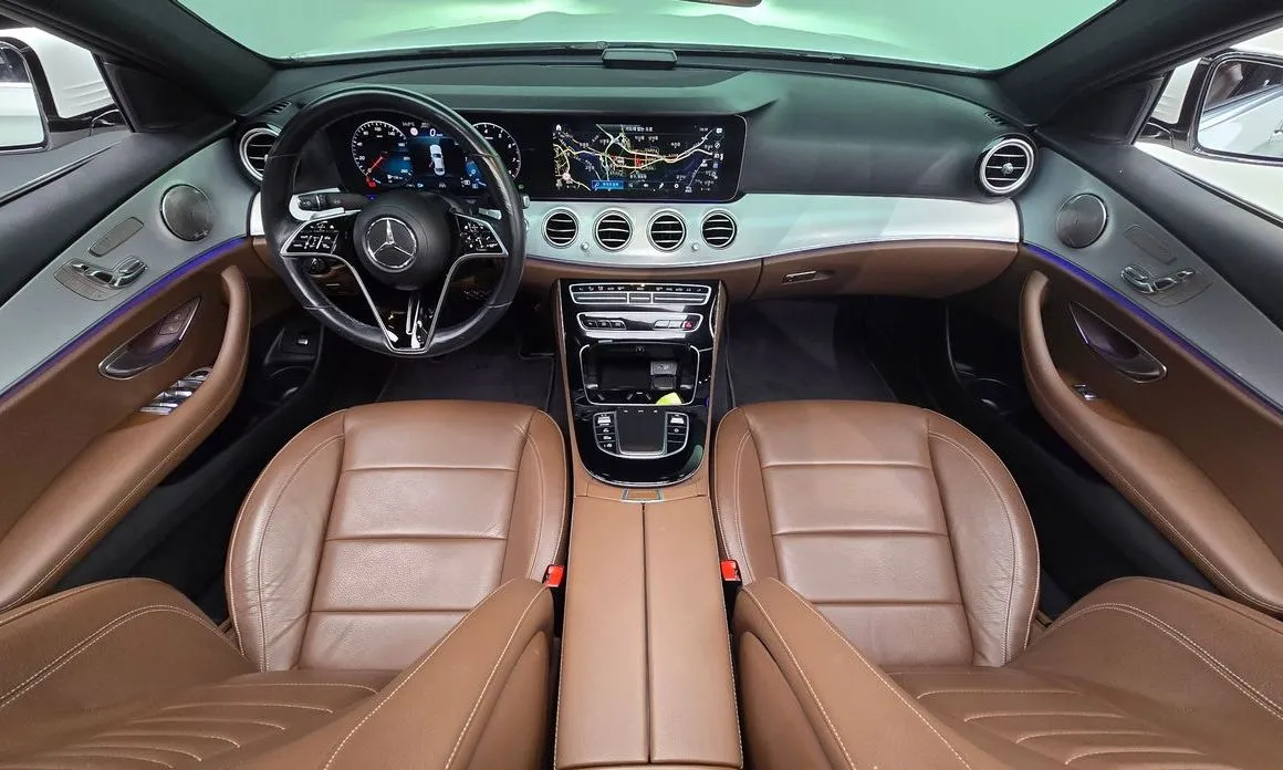 Mercedes-Benz E-Class — фото 10