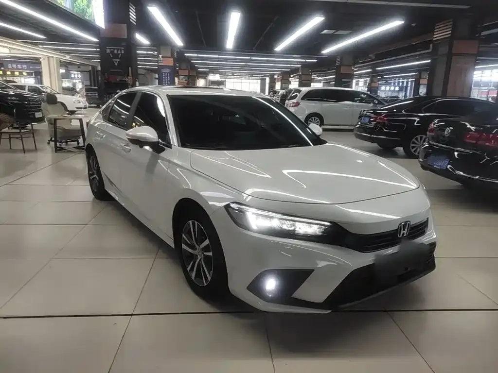 Honda Civic — фото 10