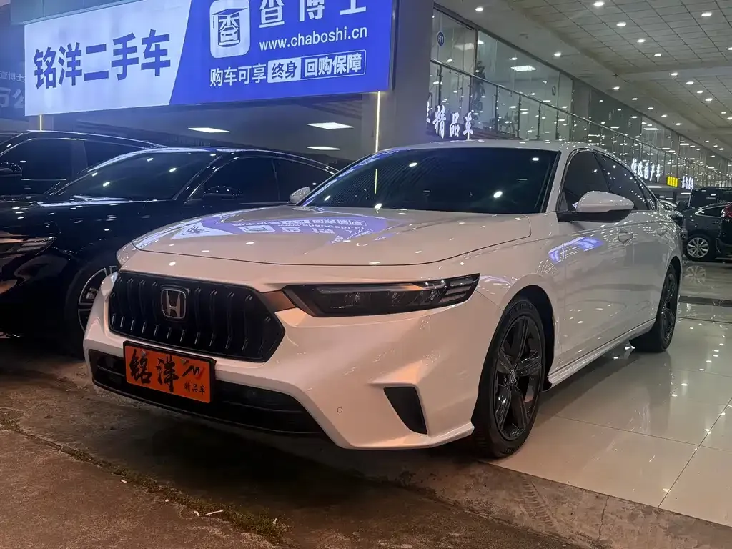 Honda Inspire — фото 1