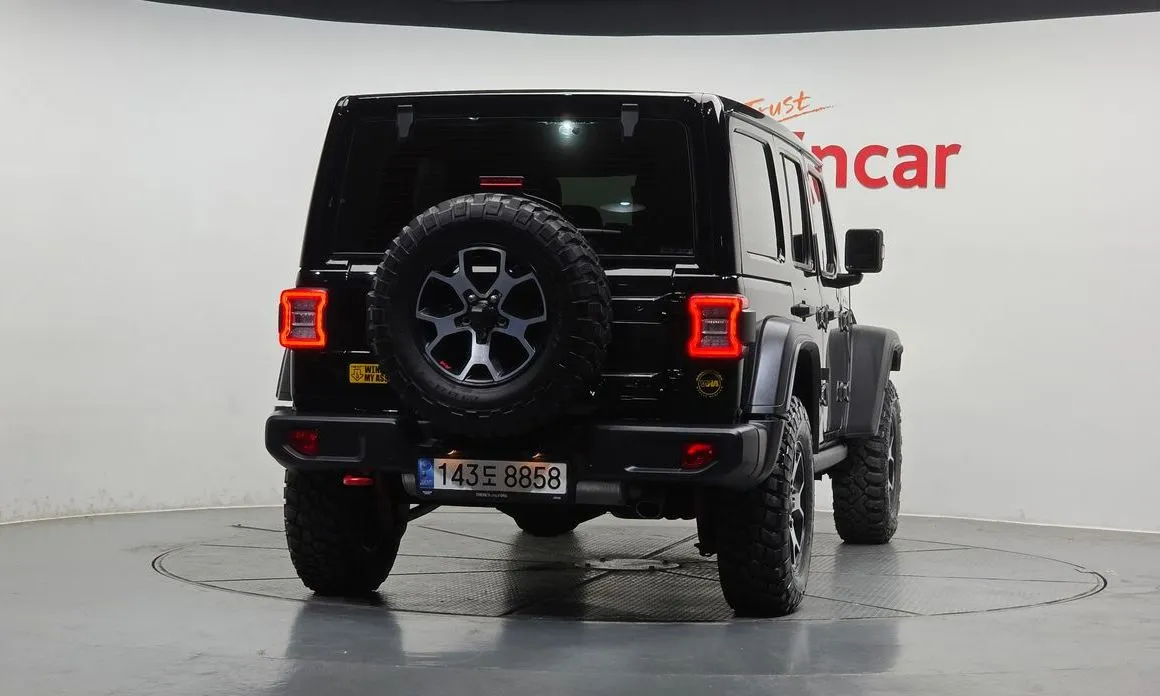 Jeep Wrangler — фото 5