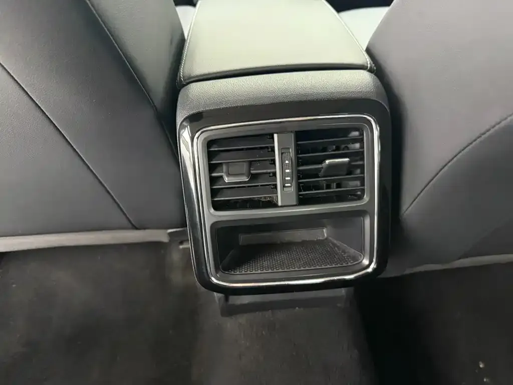 Volkswagen Passat — фото 6