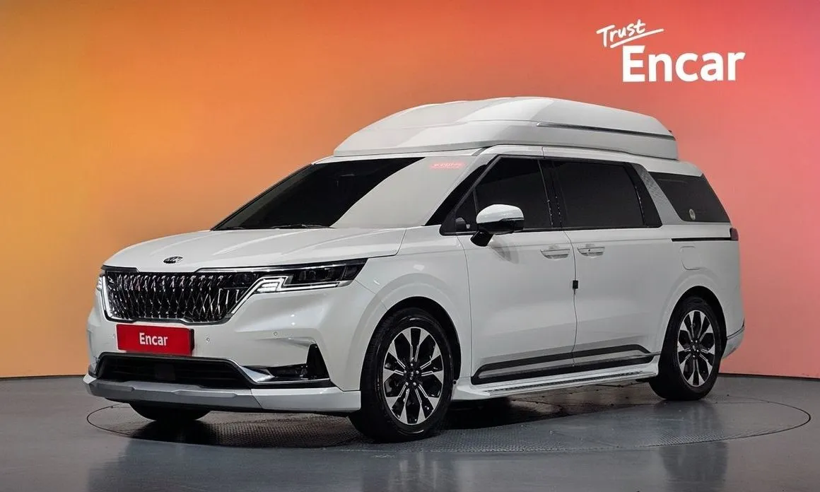 Kia Carnival — фото 1