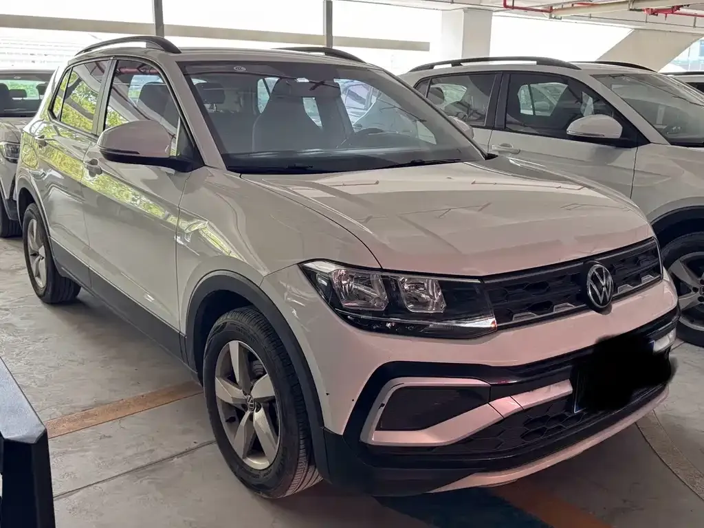 Volkswagen T-Cross — фото 1