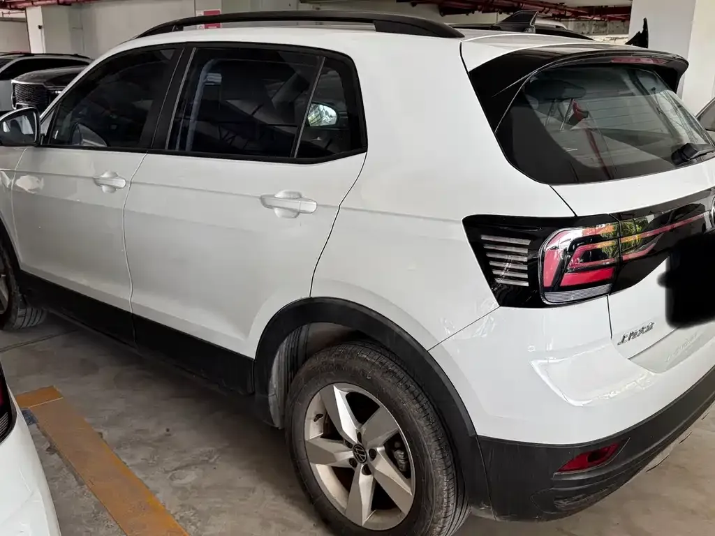Volkswagen T-Cross — фото 8