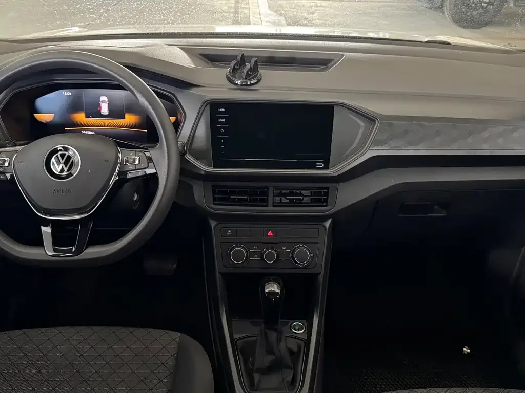 Volkswagen T-Cross — фото 3