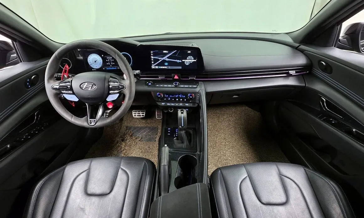 Hyundai AVANTE — фото 4