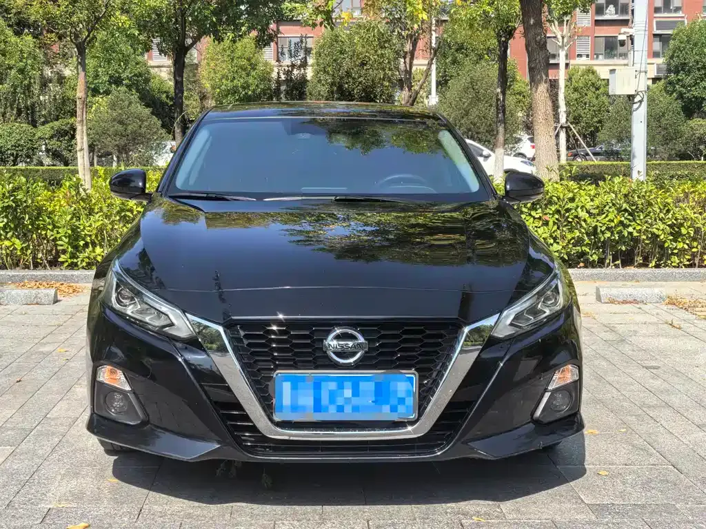 Nissan Teana — фото 2