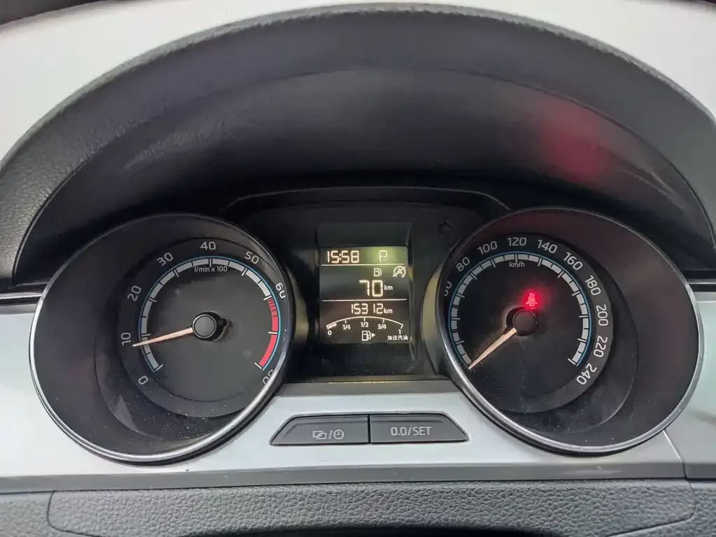Skoda Rapid — фото 3
