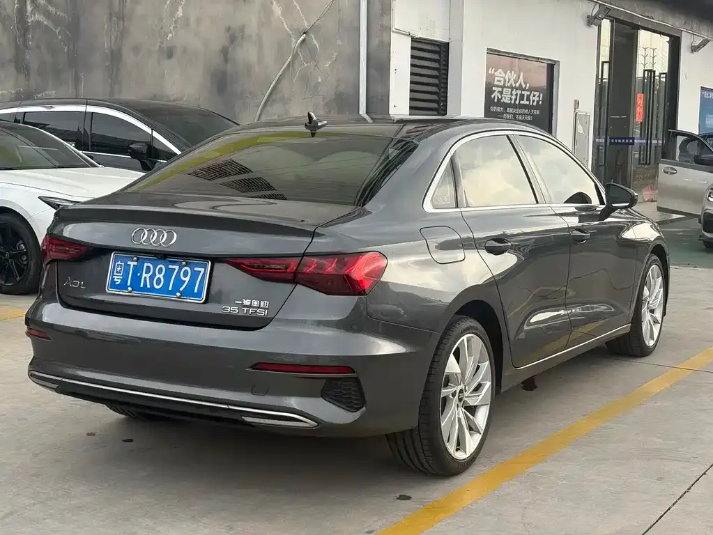 Audi A3 — фото 10