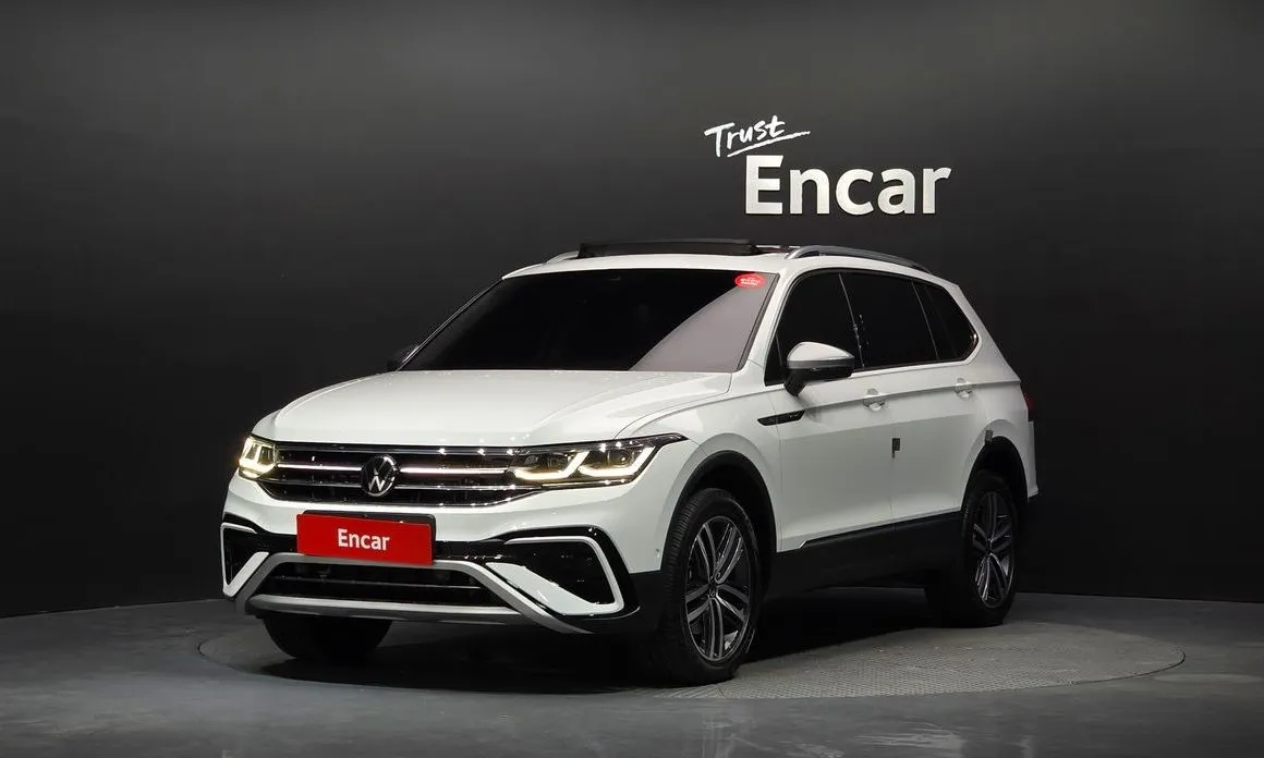Volkswagen Tiguan — фото 1