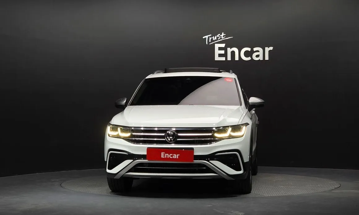 Volkswagen Tiguan — фото 8
