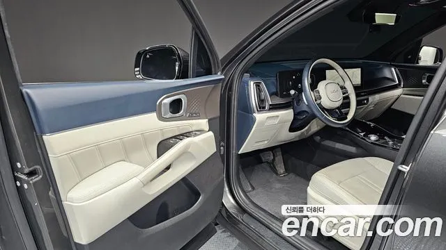 Kia Sorento — фото 8