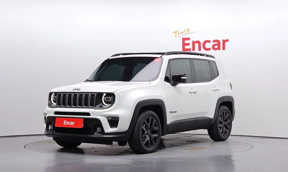 Jeep Renegade — фото 1