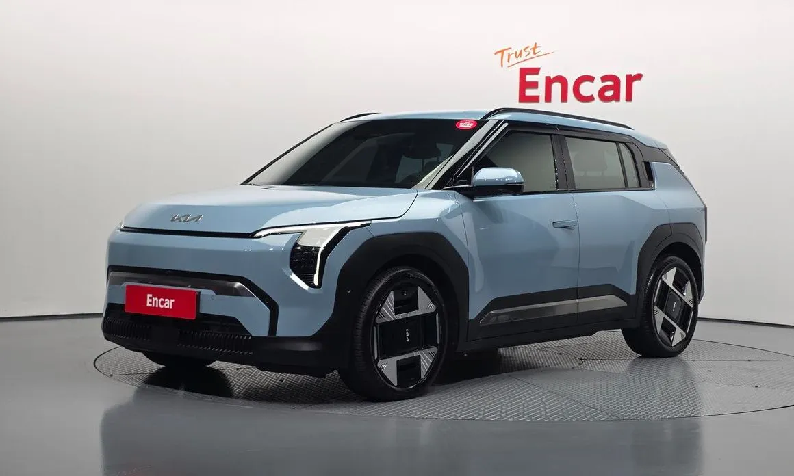 Kia EV3 — фото 1
