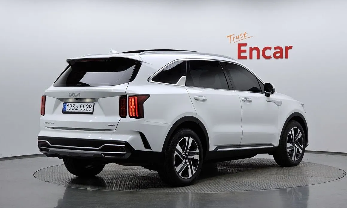 Kia Sorento — фото 4