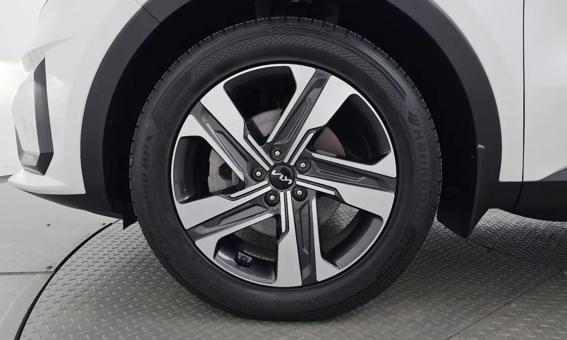 Kia Sorento — фото 7