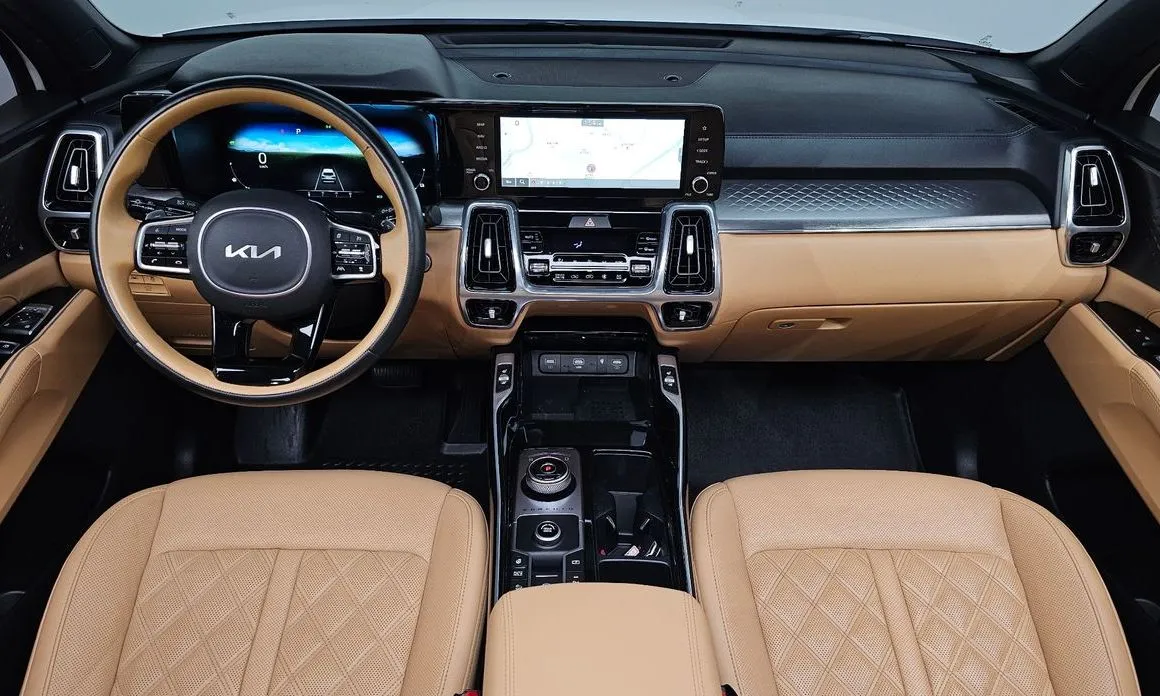 Kia Sorento — фото 10