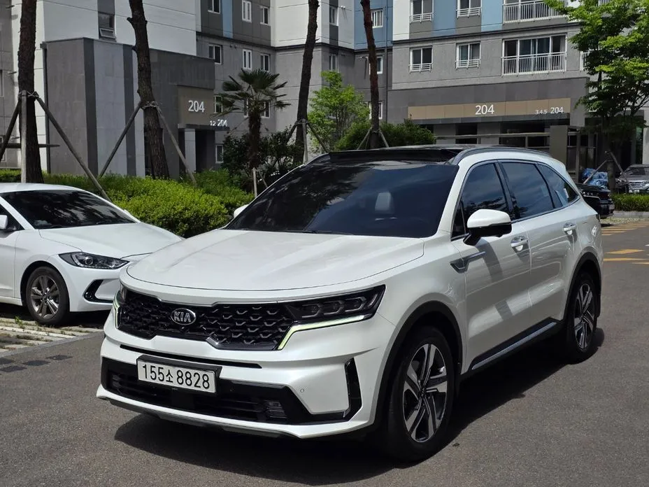 Kia Sorento — фото 5