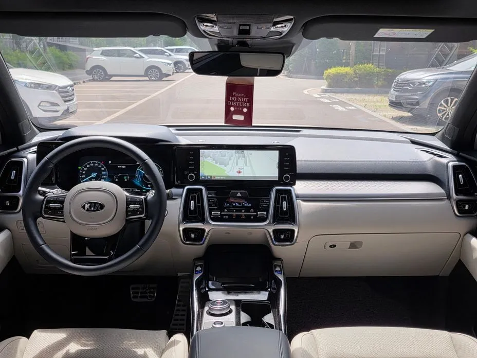 Kia Sorento — фото 3