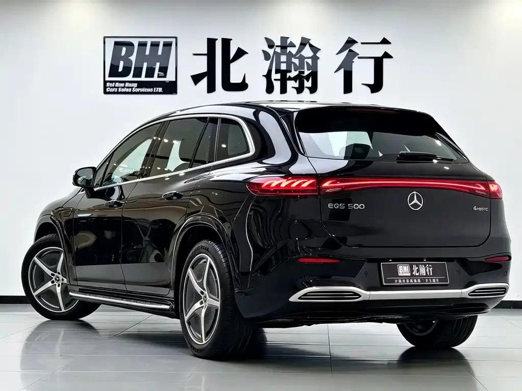 Mercedes-Benz EQS SUV — фото 5