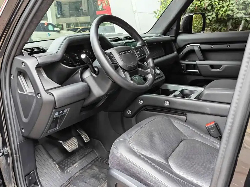 Land Rover Defender — фото 4