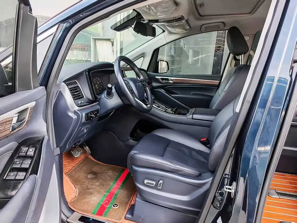 GAC Motor Trumpchi M8 — фото 10