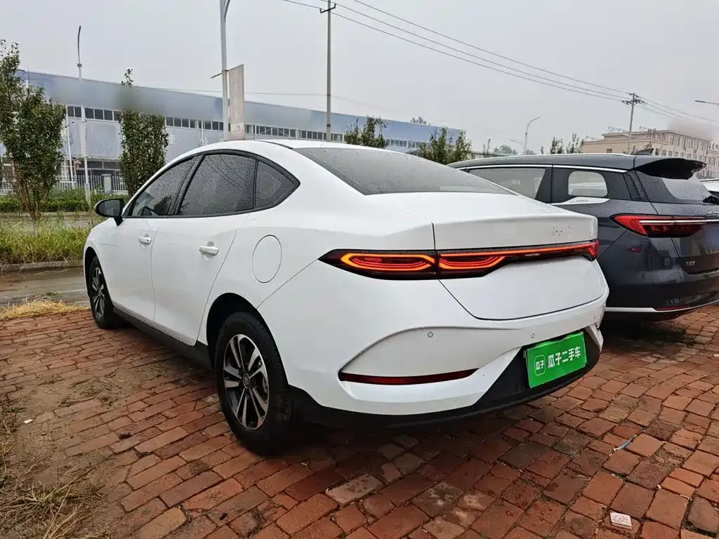 BYD Qin PLUS — фото 8