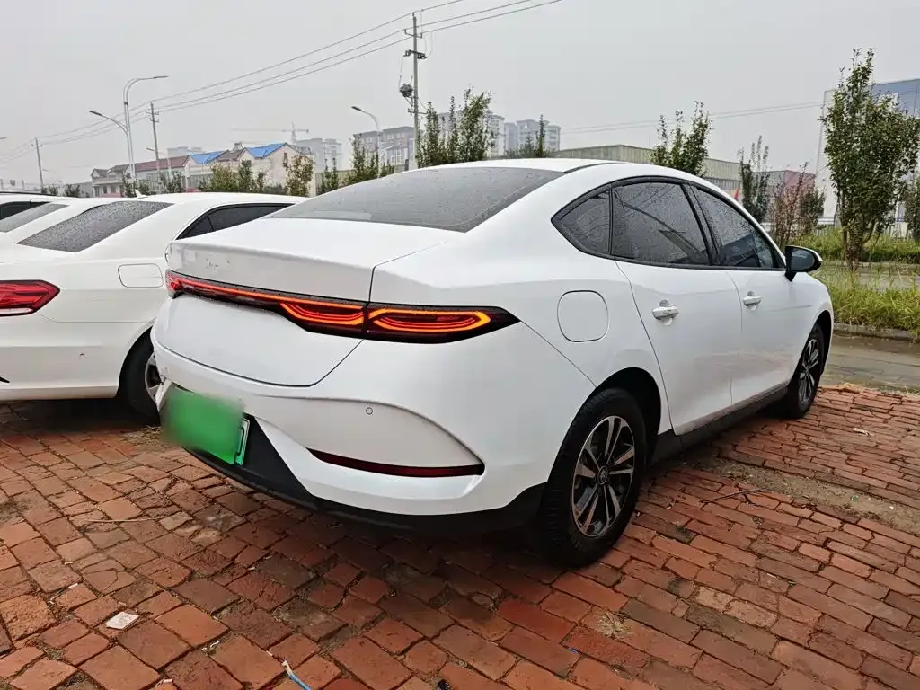 BYD Qin PLUS — фото 7