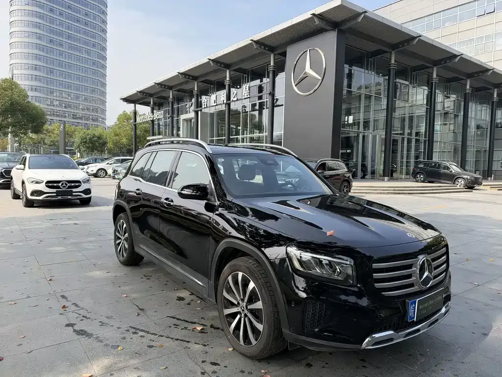 Mercedes-Benz GLB — фото 4