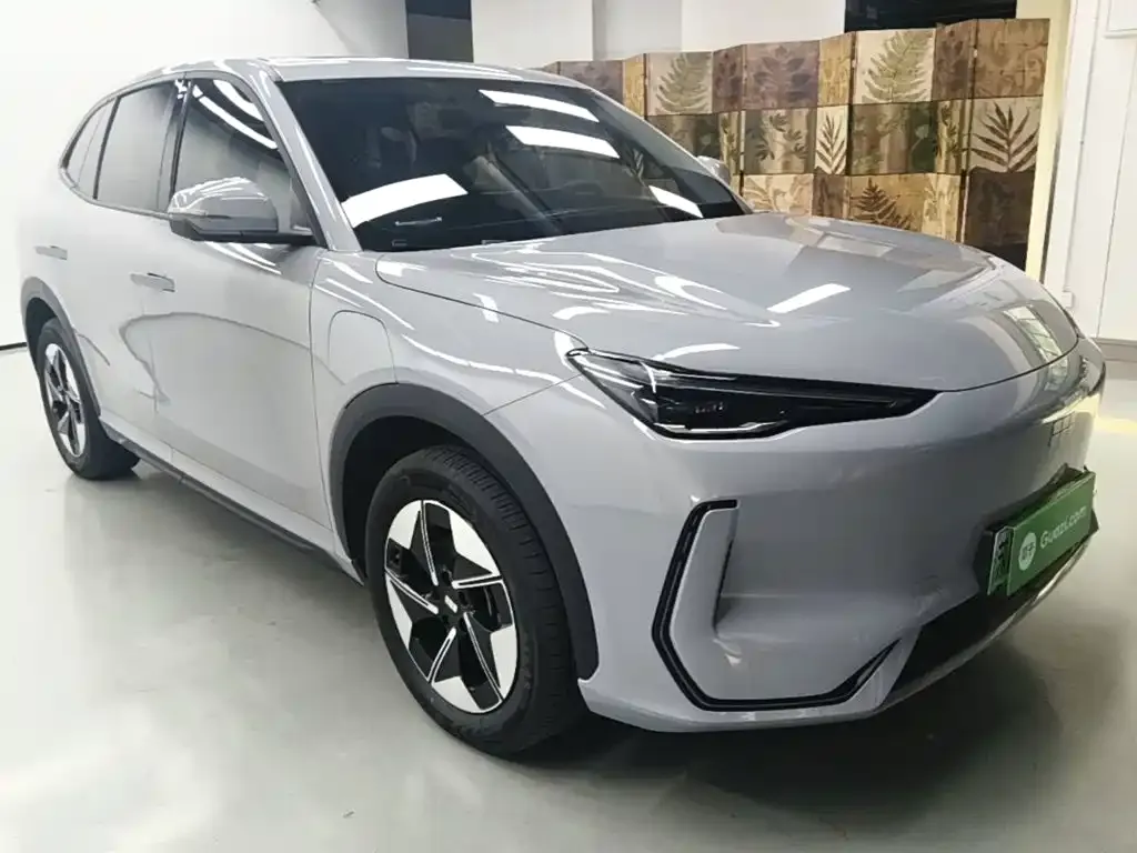 Geely Galaxy E5 — фото 10