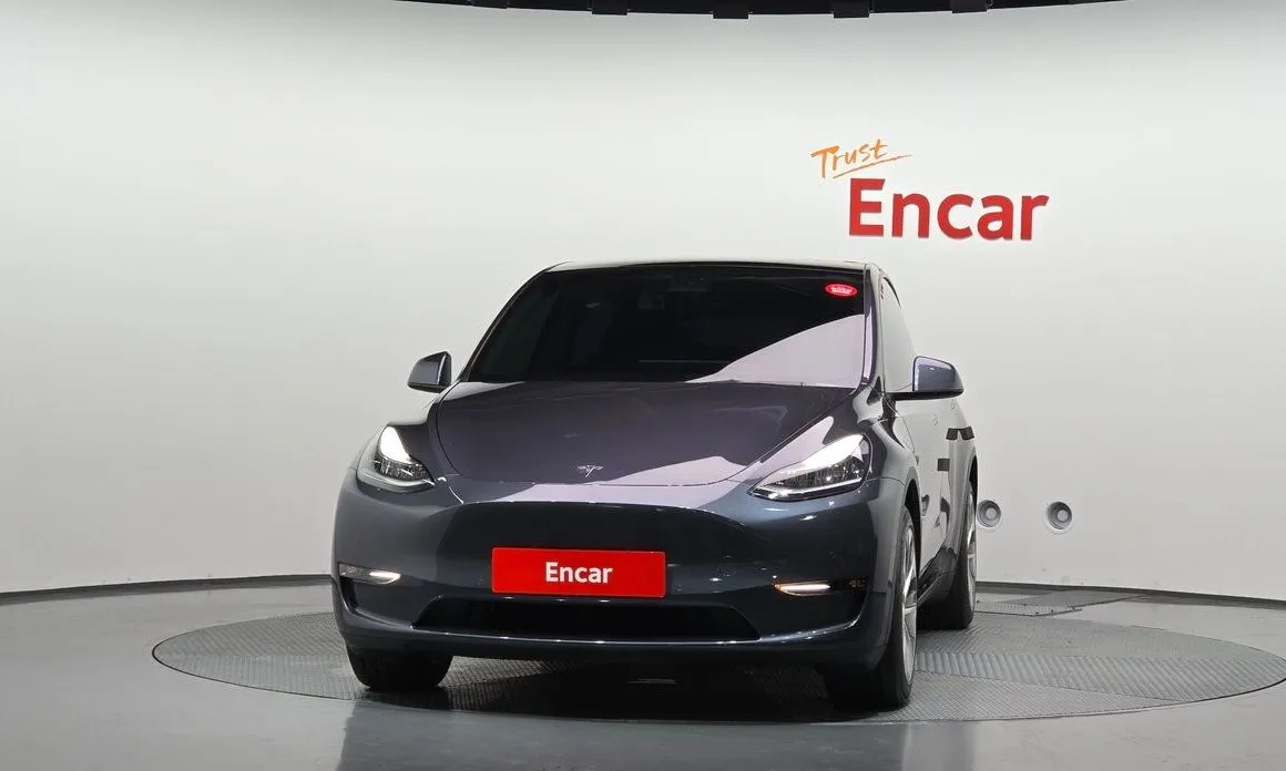 Tesla Model Y — фото 6