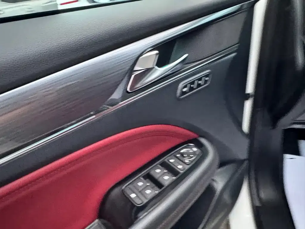 GAC Motor GS4 Plus — фото 3