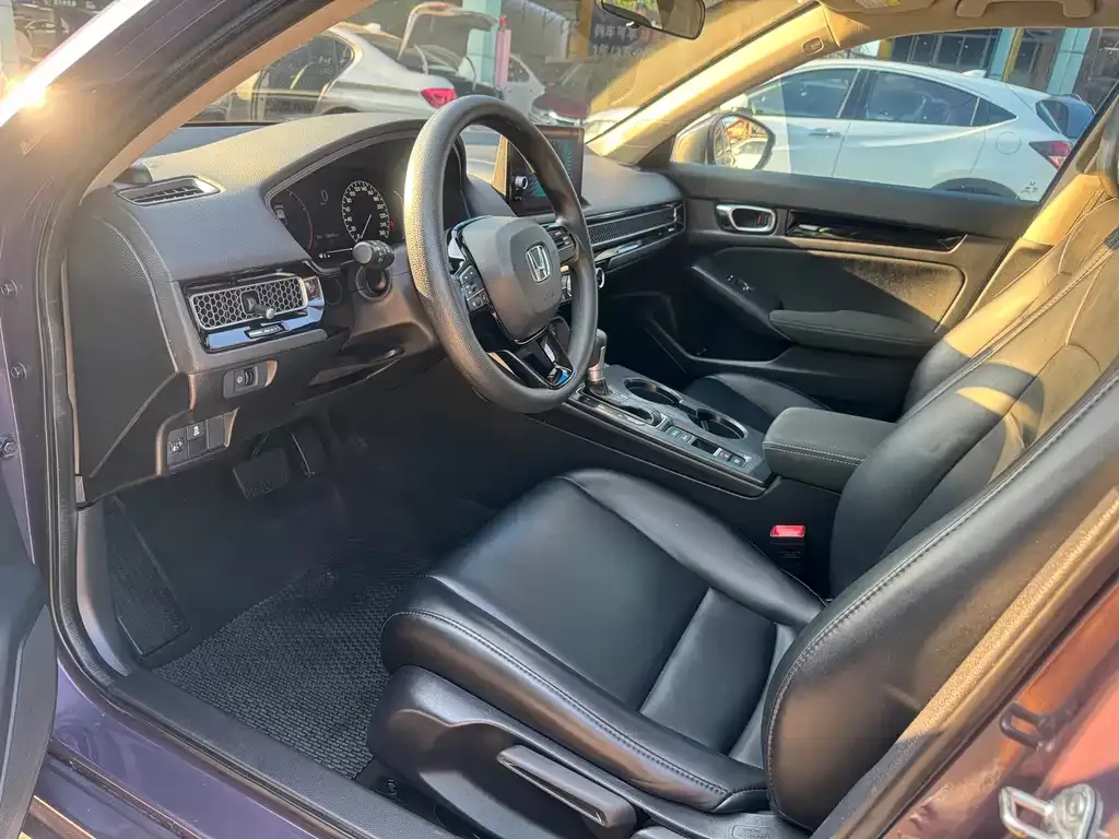 Honda Civic — фото 5