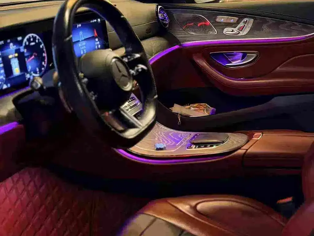 Mercedes-Benz CLS — фото 6